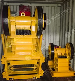 菲律賓客戶訂購(gòu)的移動(dòng)破碎制砂設(shè)備發(fā)貨成功