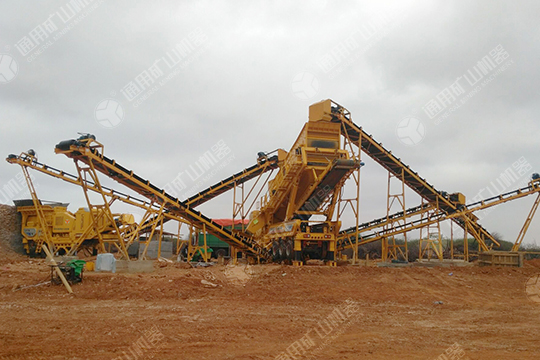 河南南陽時(shí)產(chǎn)100方河卵石移動(dòng)破碎生產(chǎn)線